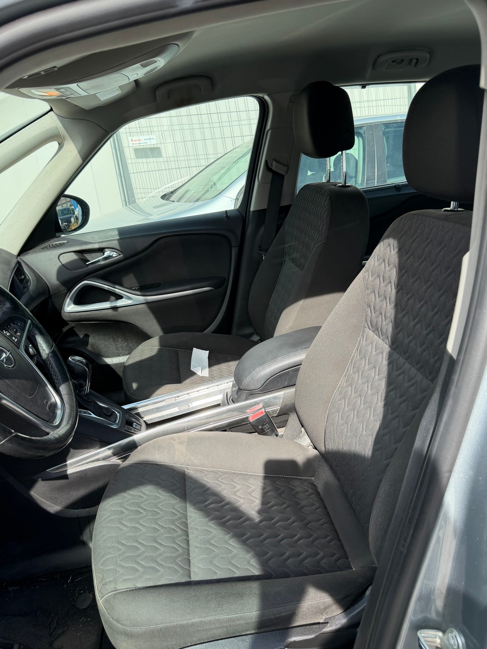 OPEL Zafira Tourer 1.4i 16V Turbo Active Ed. Aut.-image-9