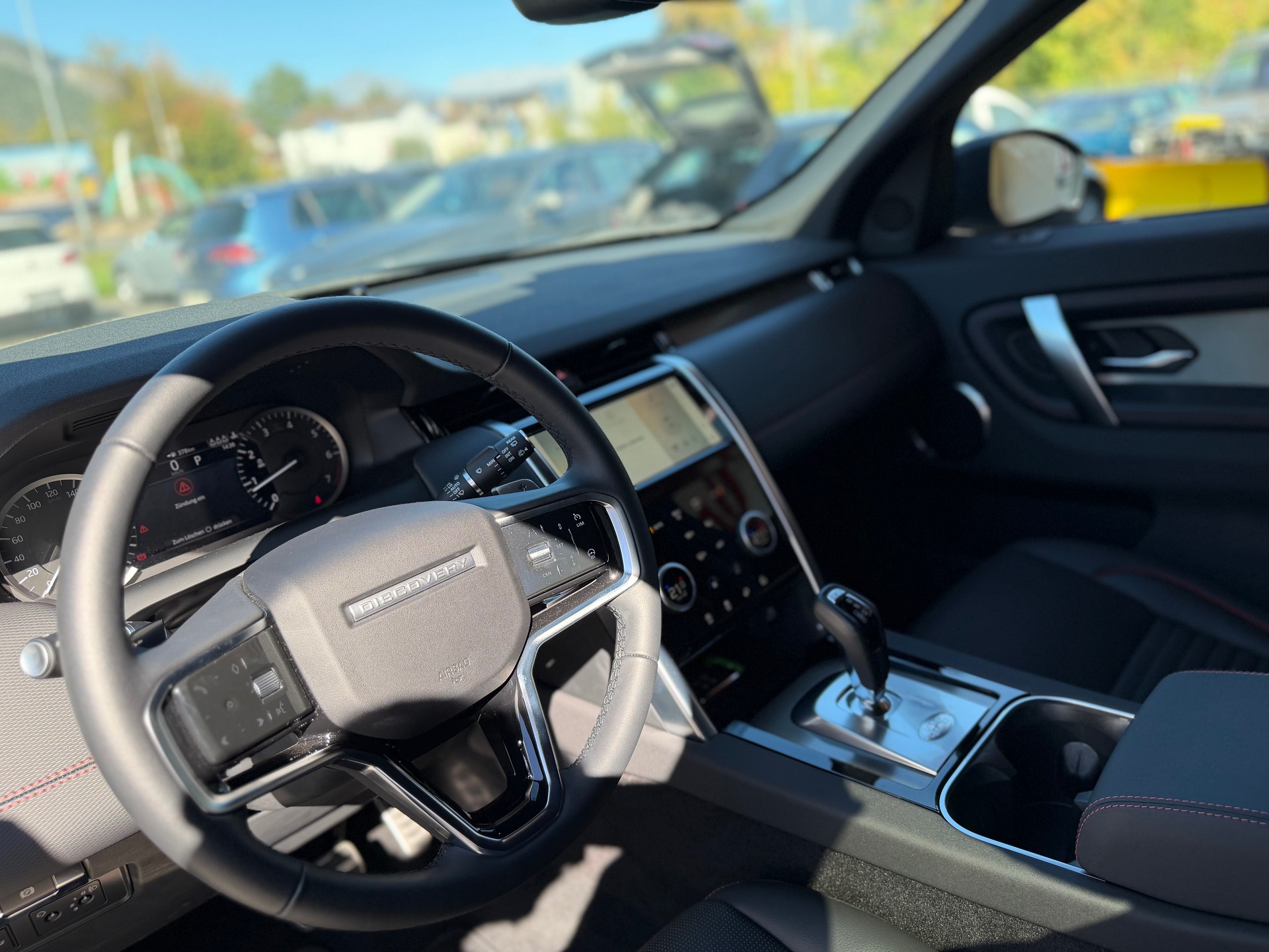 LAND ROVER Discovery Sport P200 2.0 Si4 MHEV S AT9-image-11