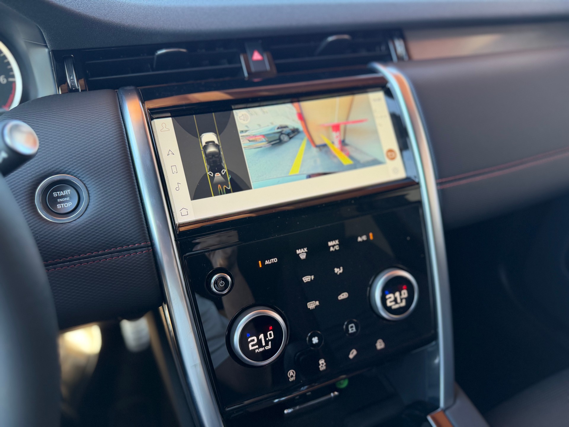 LAND ROVER Discovery Sport P200 2.0 Si4 MHEV S AT9-image-22