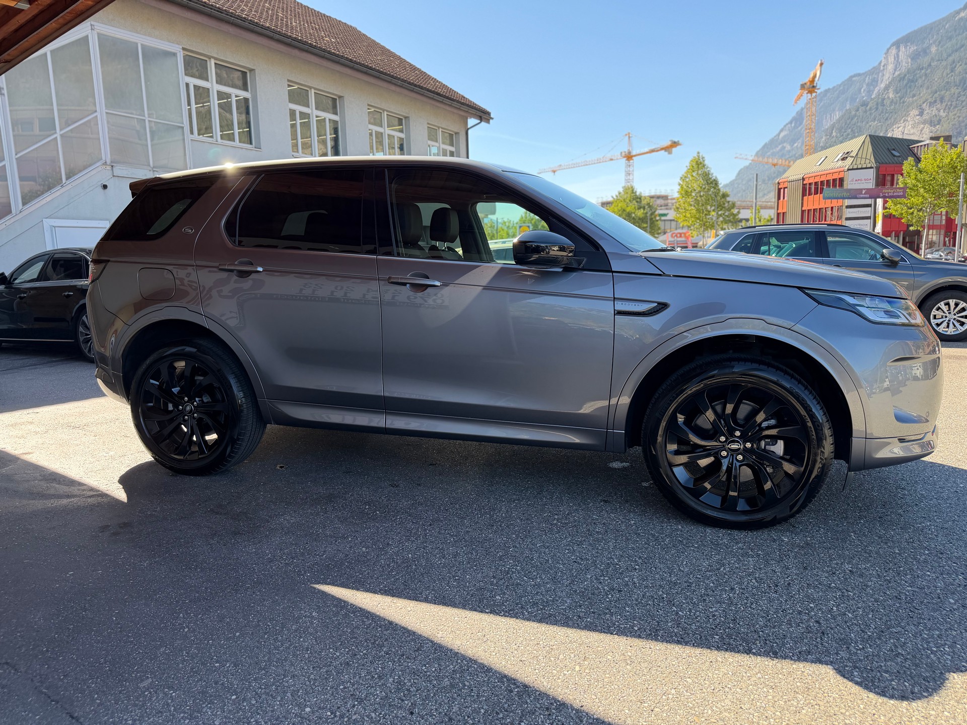 LAND ROVER Discovery Sport P200 2.0 Si4 MHEV S AT9-image-3
