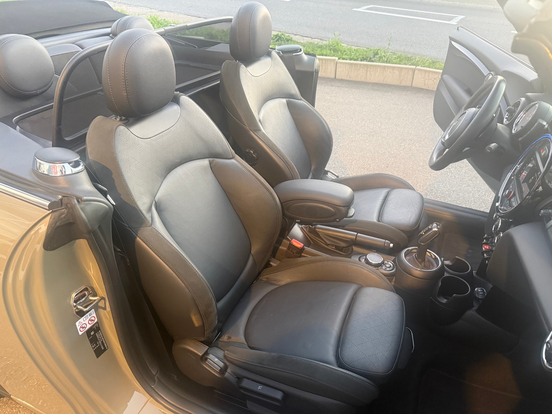 MINI Cooper S Brighton Cabriolet DKG-image-7