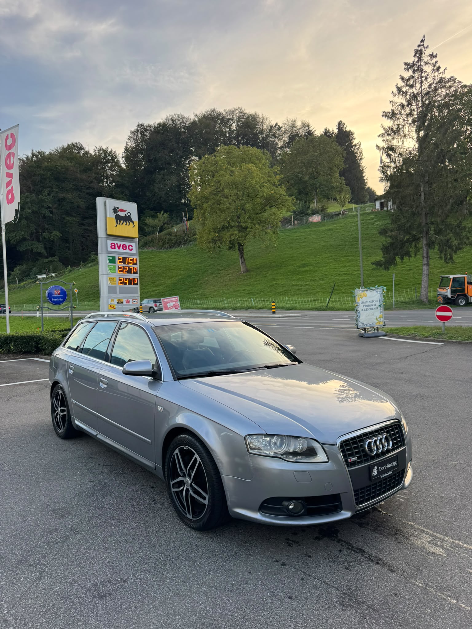 AUDI A4 Avant 3.0 V6 TDI quattro-image-0