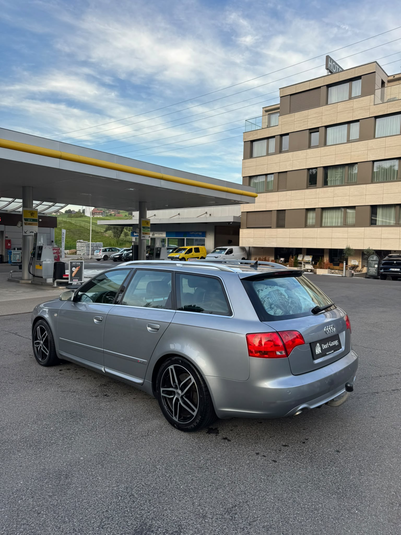 AUDI A4 Avant 3.0 V6 TDI quattro-image-4