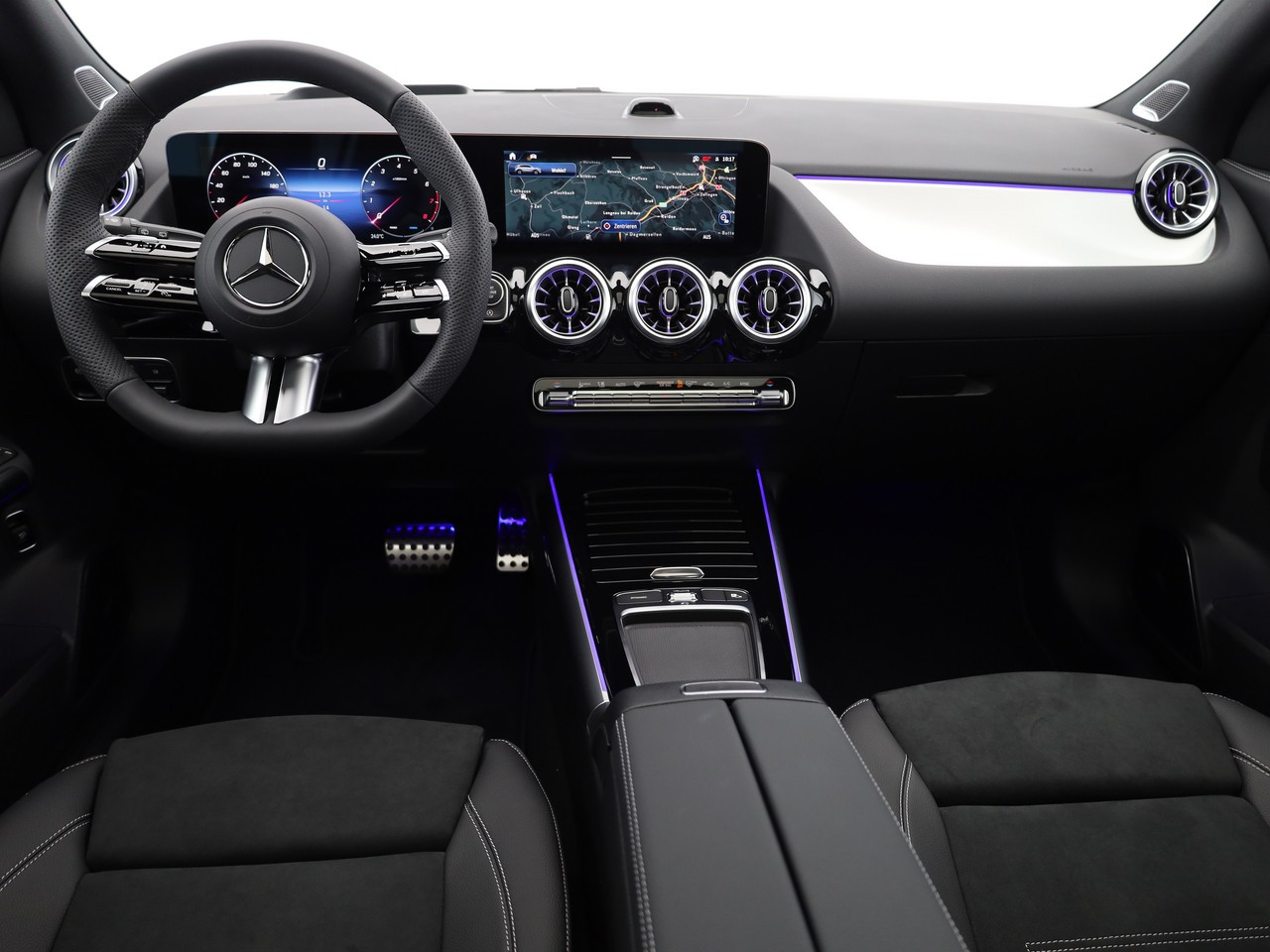 MERCEDES-BENZ GLA 200 7G-DCT-image-7