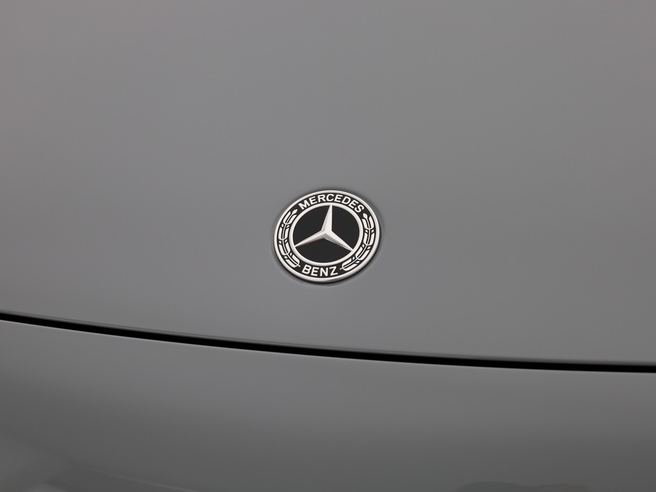 MERCEDES-BENZ GLA 200 7G-DCT-image-19