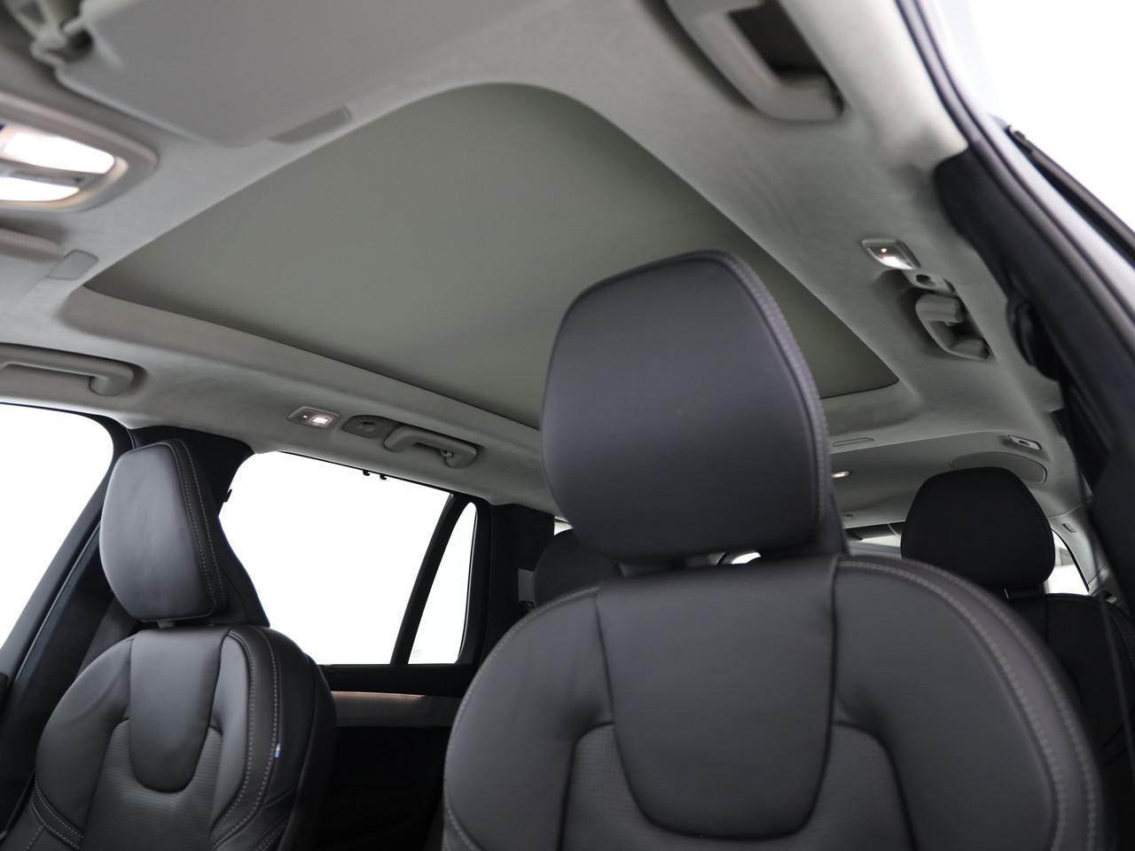 VOLVO XC90 2.0 T8 TE Black Edition AWD-image-9
