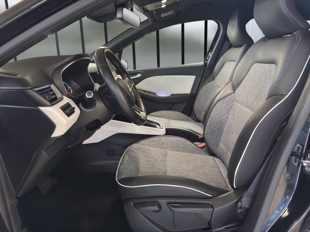 RENAULT Clio 1.6 E-Tech Edition One-image-7