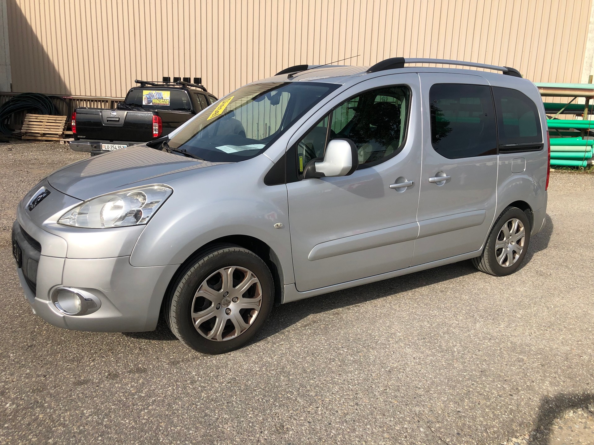 PEUGEOT Partner 1.6 HDI Trendy Clim-image-2