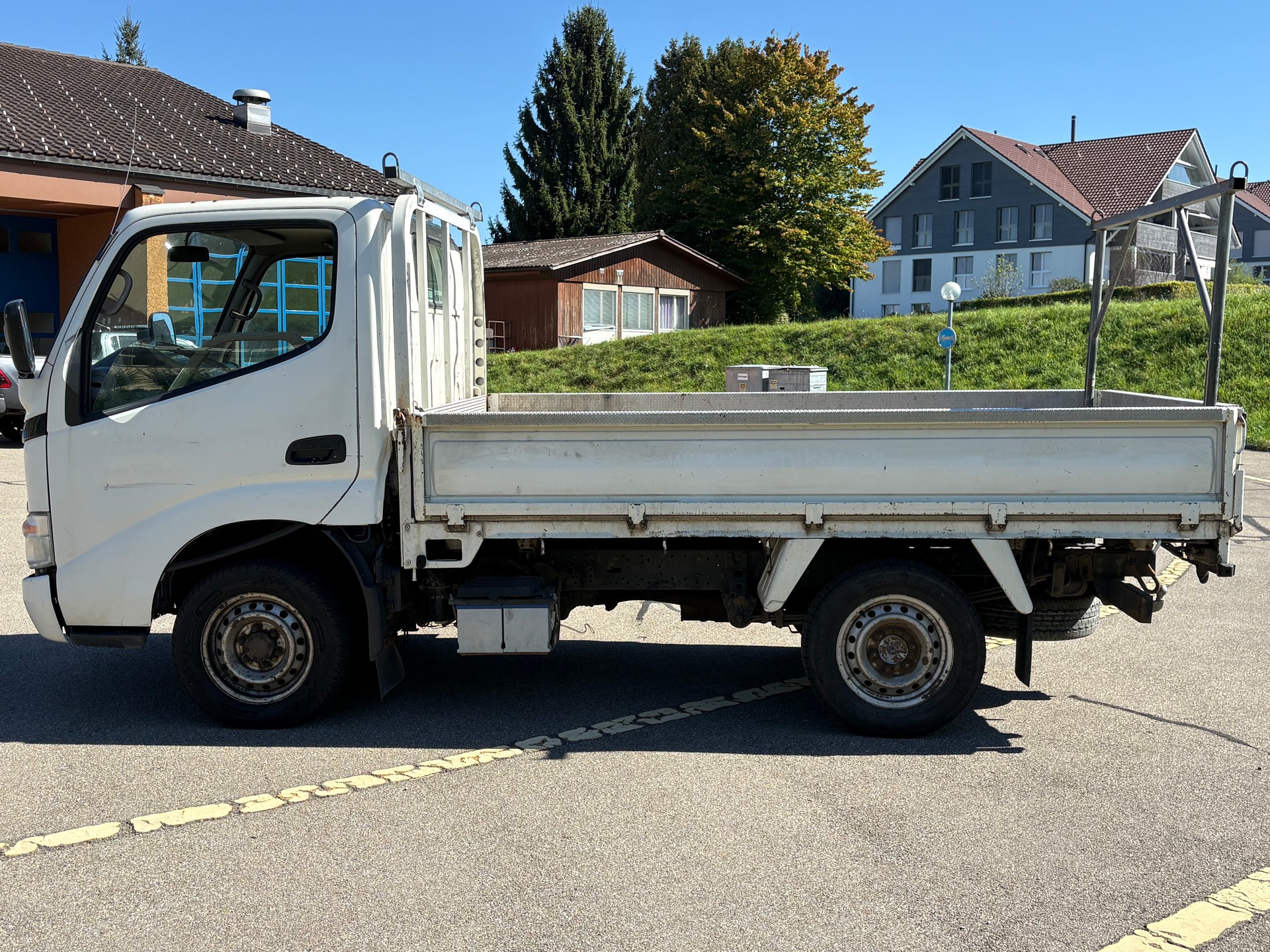 TOYOTA Dyna 100 3.0 D-4D-image-4