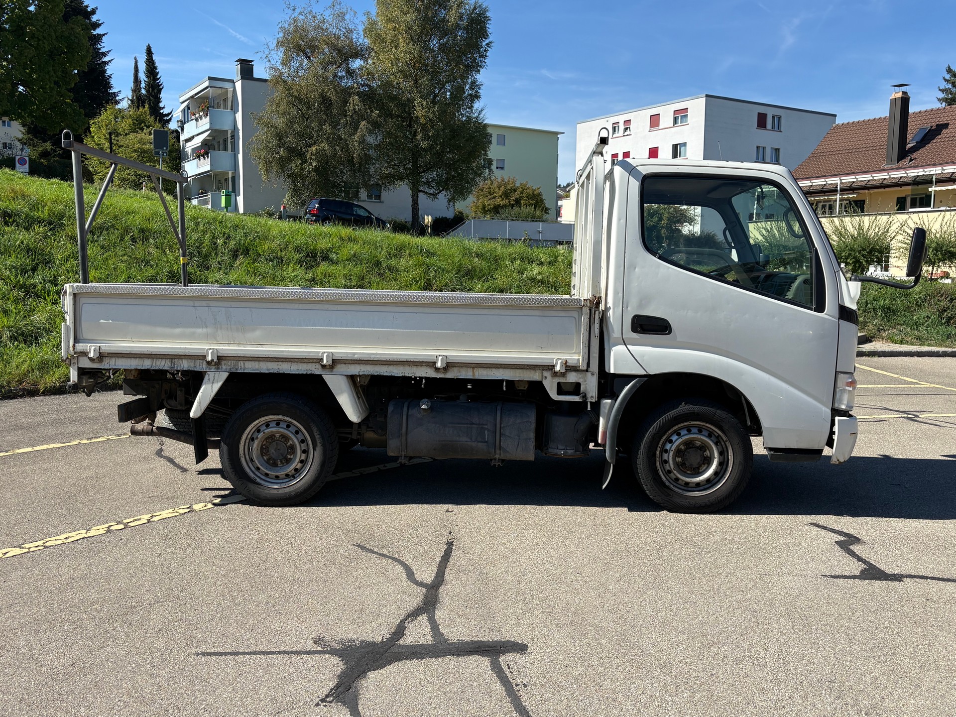 TOYOTA Dyna 100 3.0 D-4D-image-3
