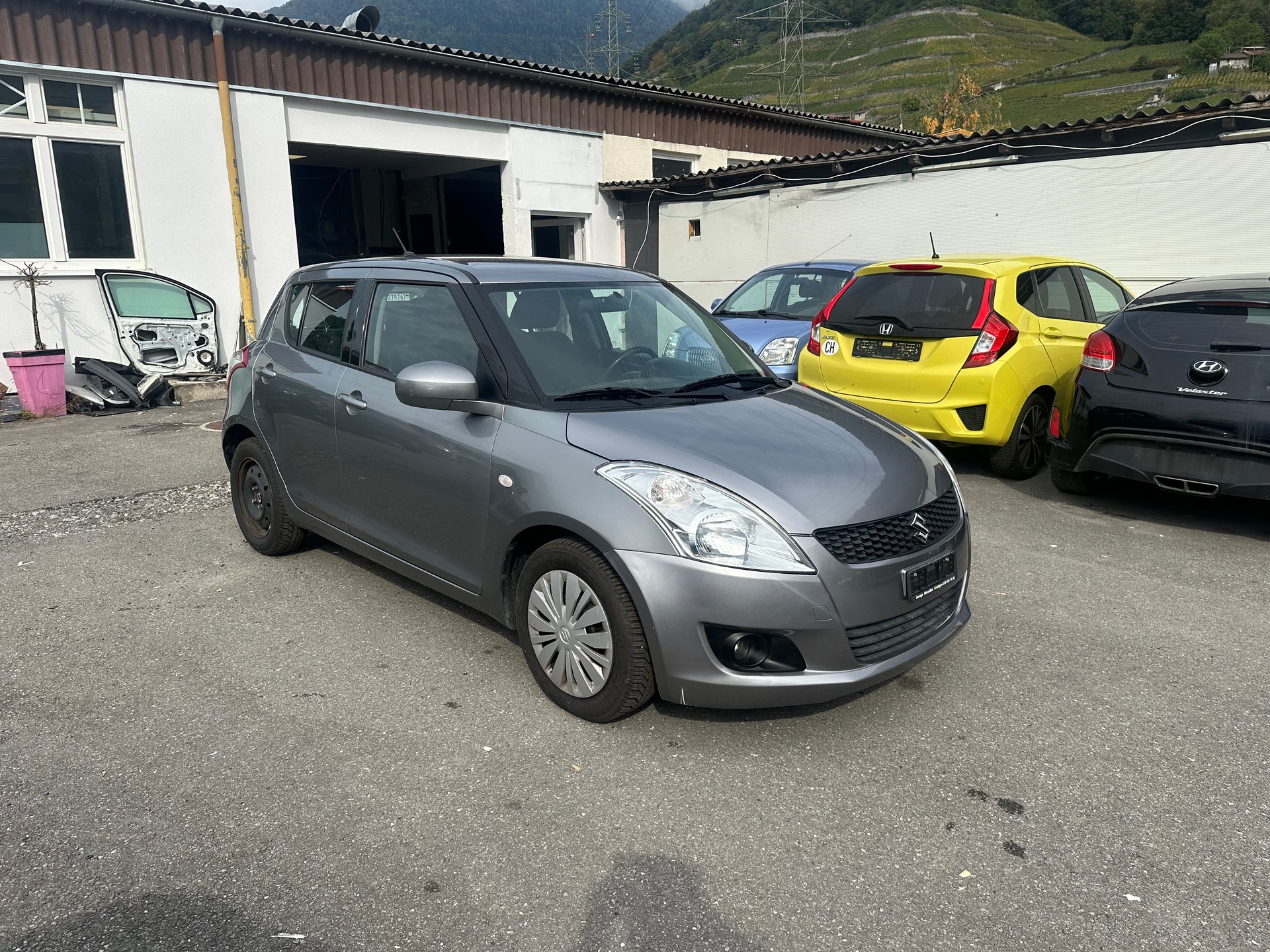 SUZUKI Swift 1.2i 16V Compact+ Automatic-image-2