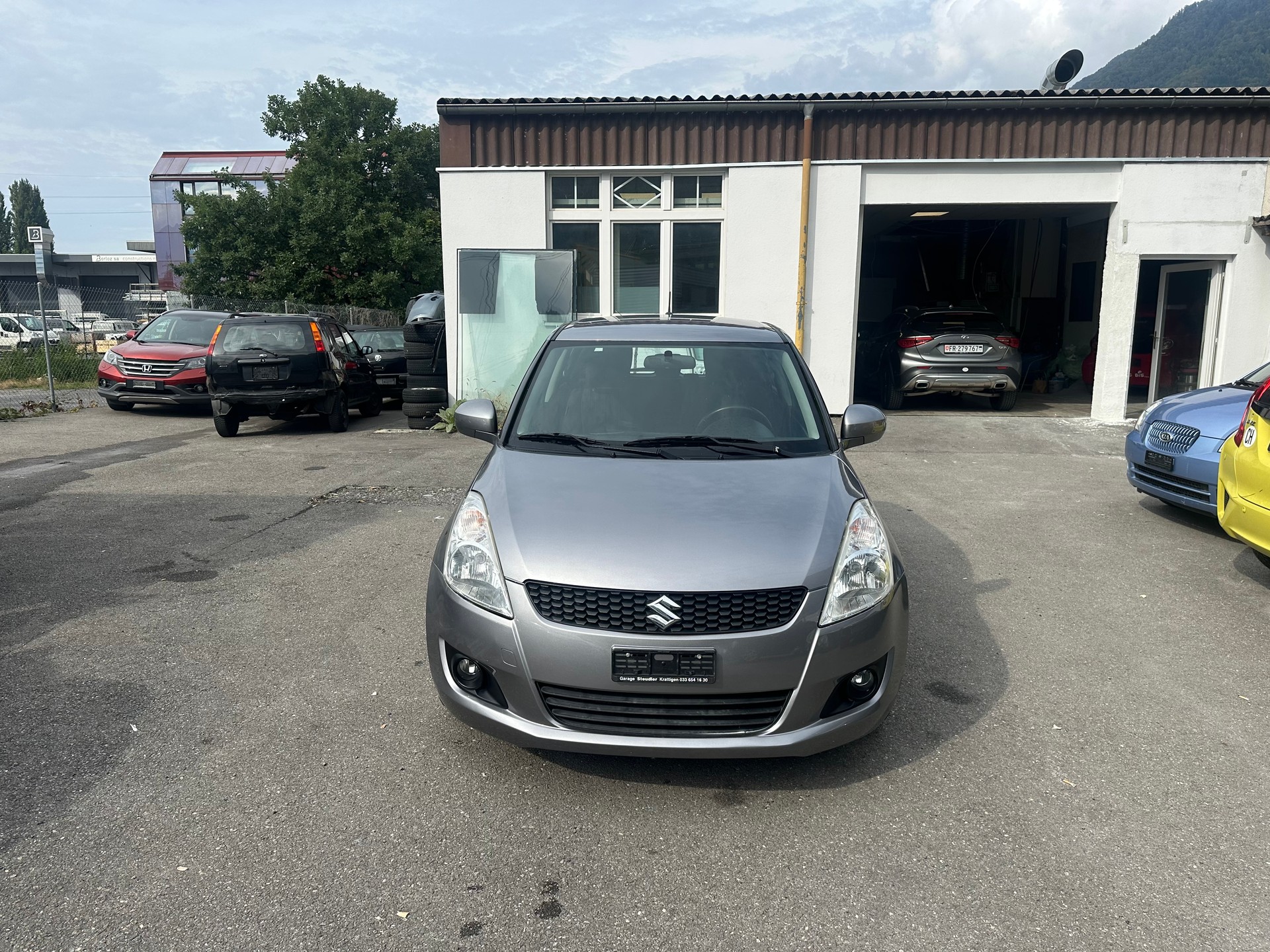 SUZUKI Swift 1.2i 16V Compact+ Automatic-image-1