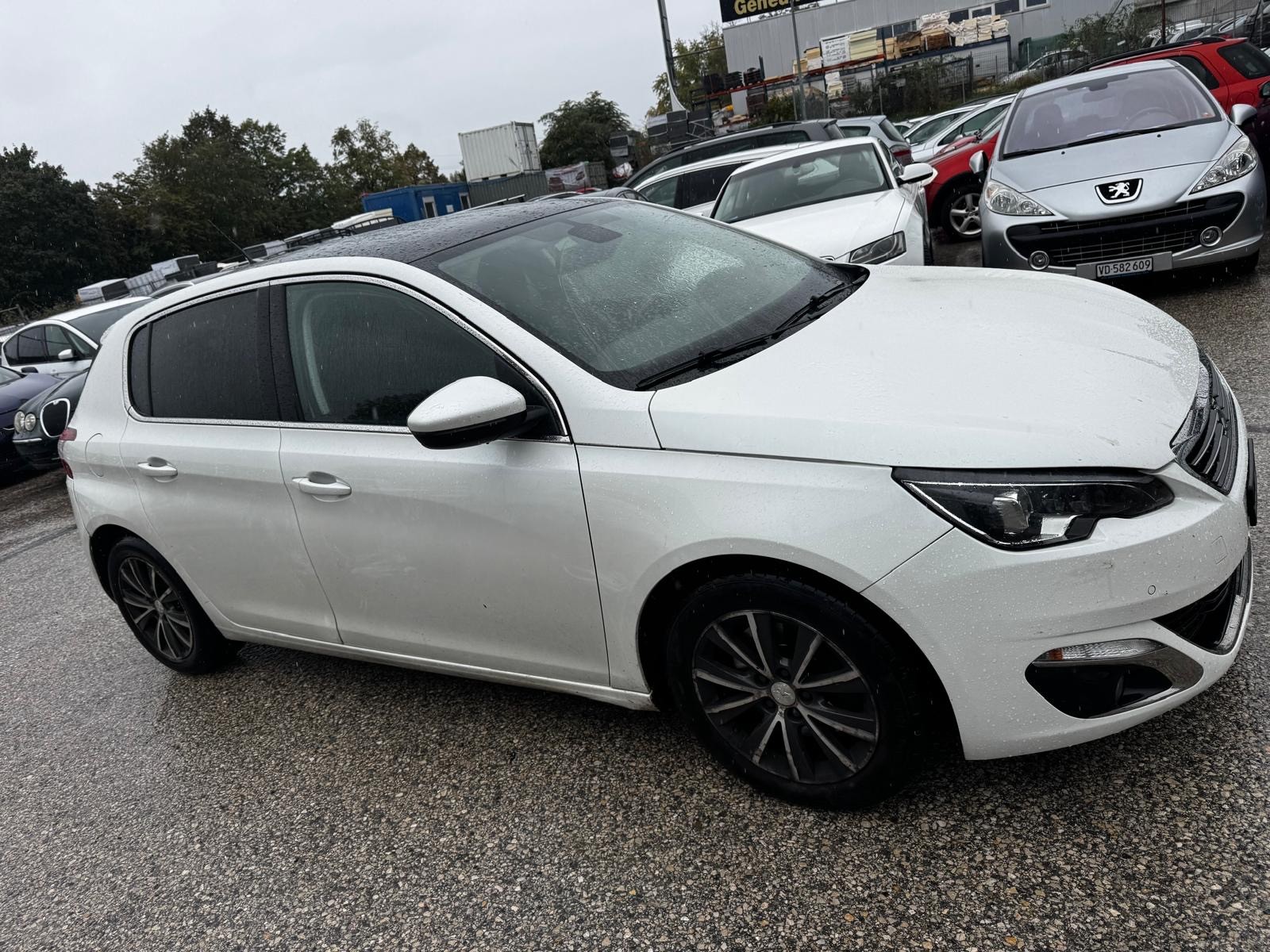 PEUGEOT 308 1.6 THP Style-image-2