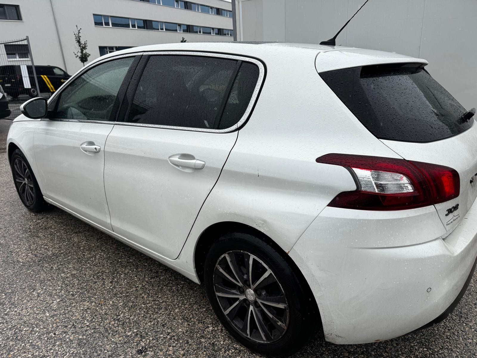 PEUGEOT 308 1.6 THP Style-image-5
