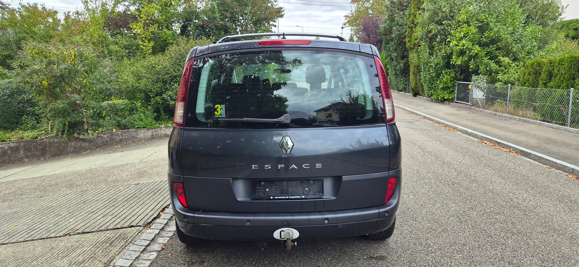 RENAULT 2.0 dCi 173 Swiss Edition-image-3