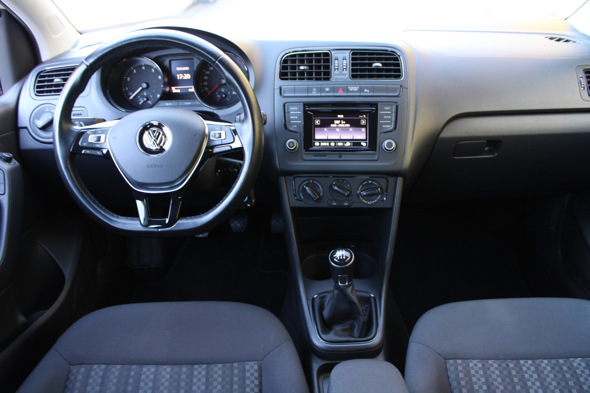 VW Polo 1.0 BMT Value-image-8