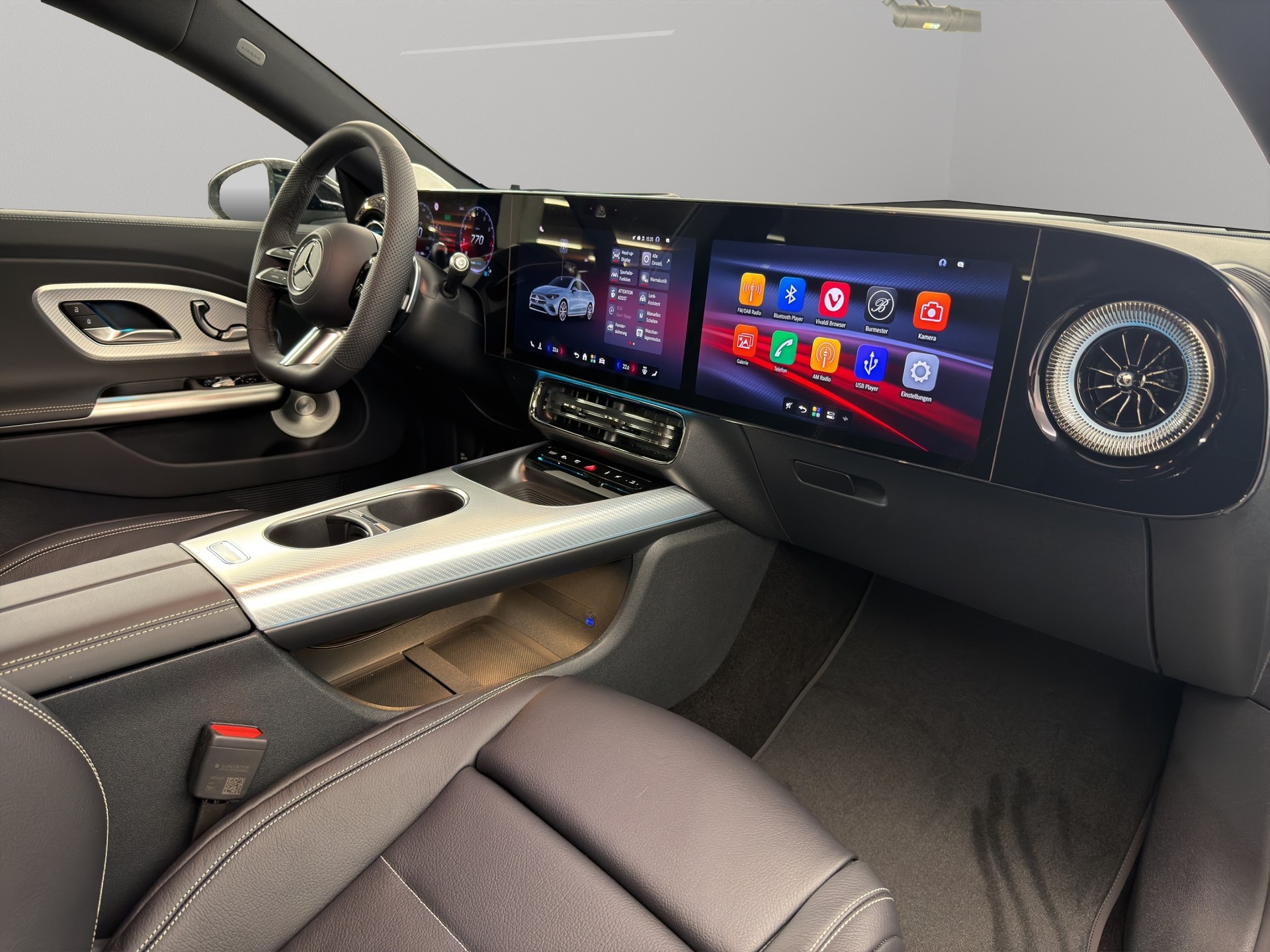 MERCEDES-BENZ CLA-Klasse C178 CLA 220 AMG Line 4matic-image-12