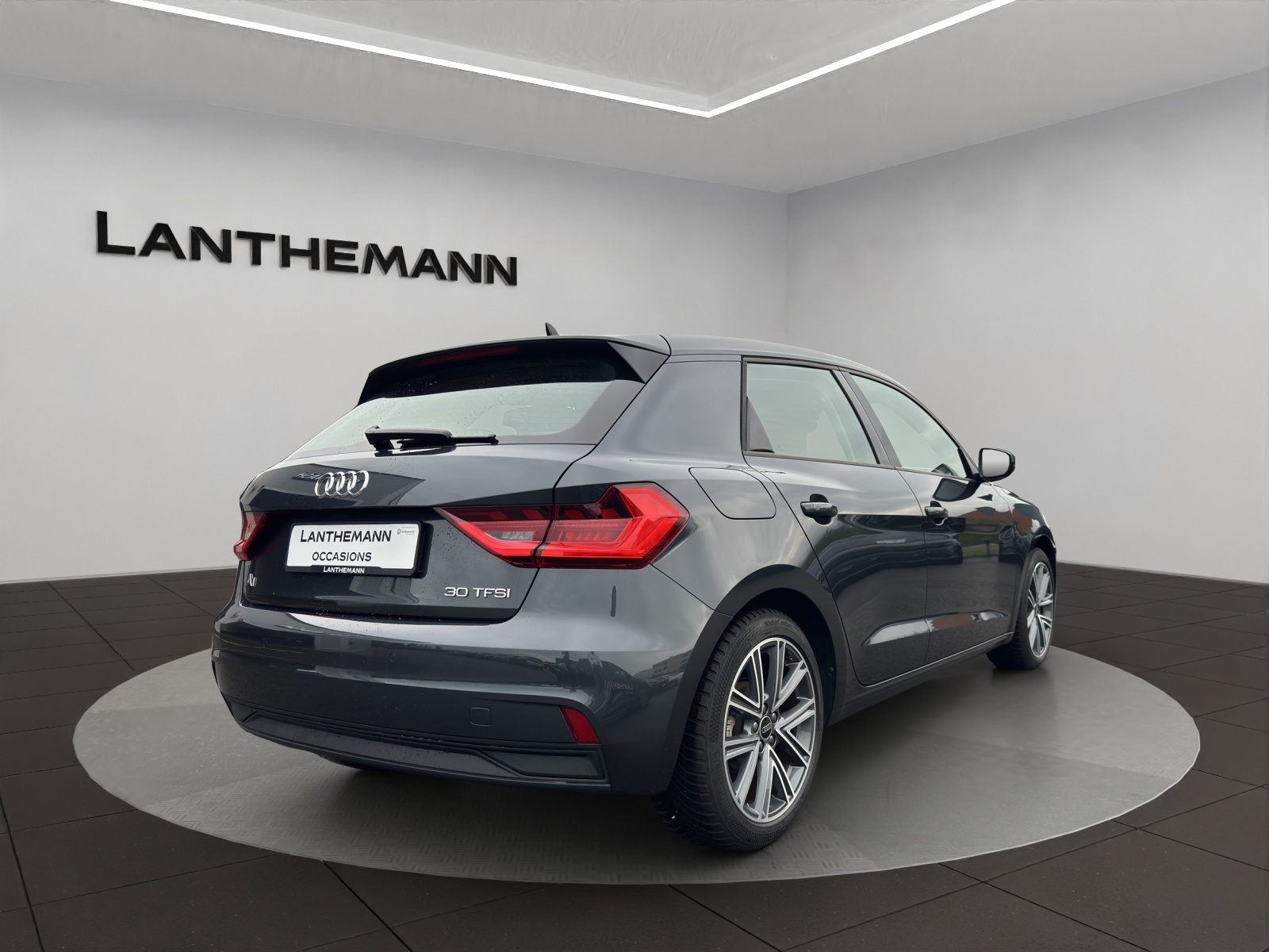 AUDI A1 Sportback 30 TFSI Attraction S-tronic-image-4