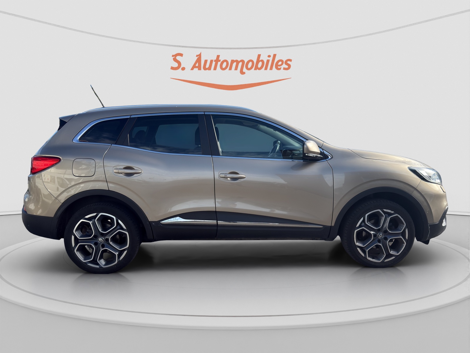 RENAULT Kadjar 1.2 16V Turbo Bose EDC-image-4