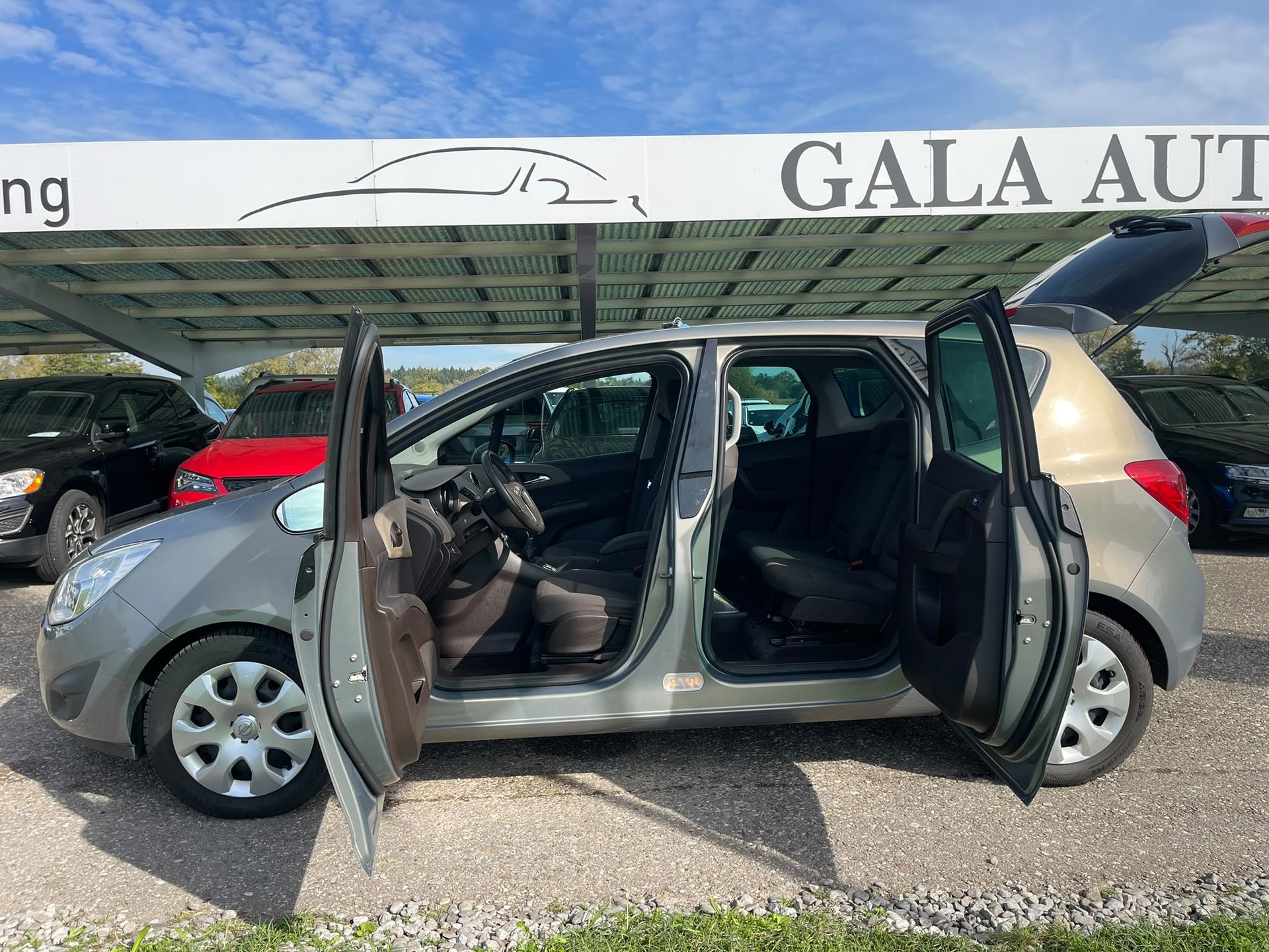 OPEL Meriva 1.4 Turbo Enjoy-image-12