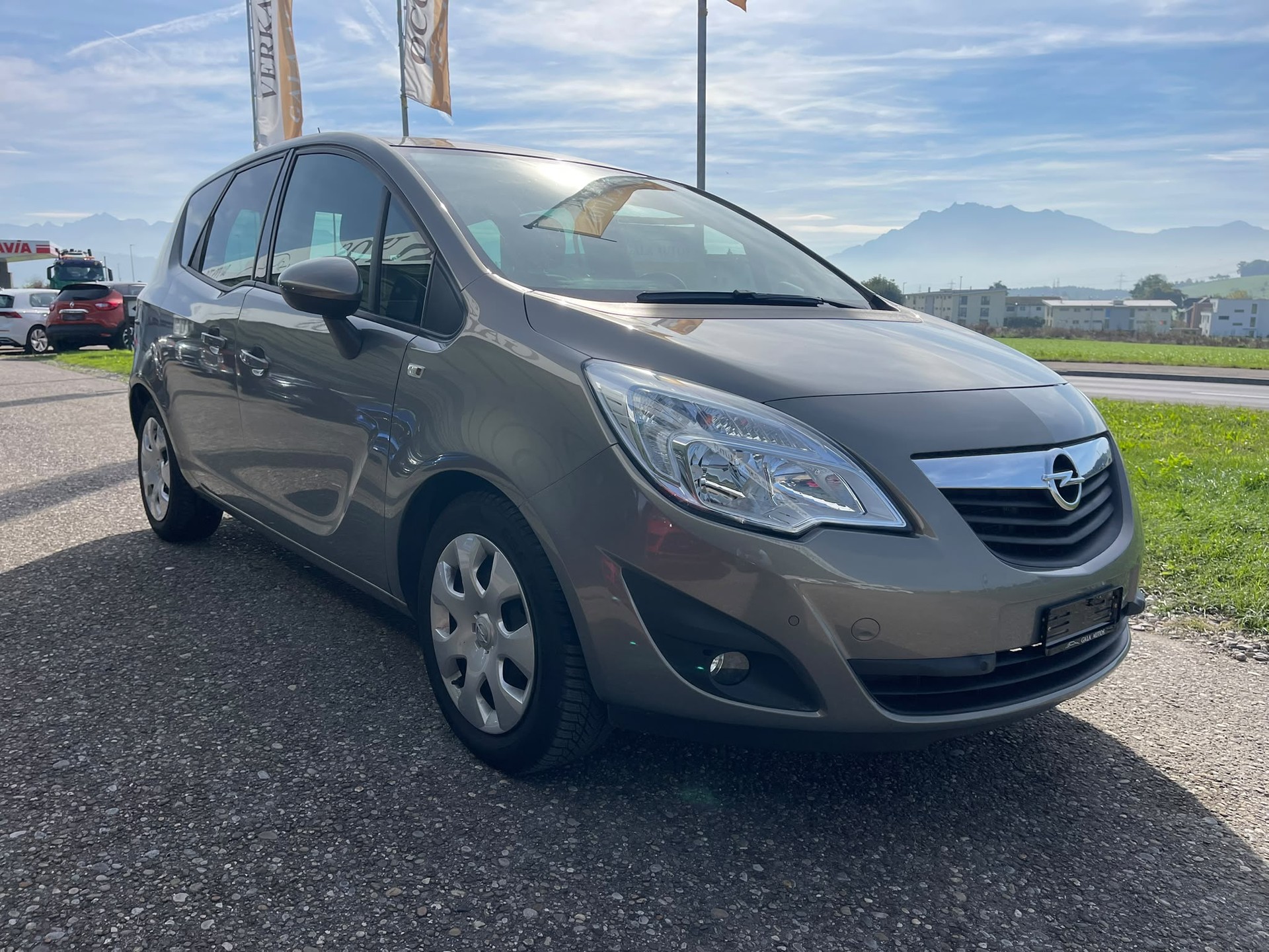 OPEL Meriva 1.4 Turbo Enjoy-image-2