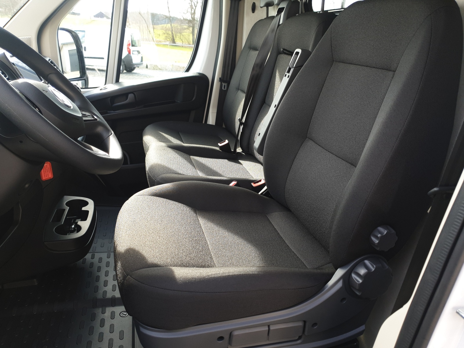 FIAT Ducato 295 35 Kaw. 4035 L3H2 verglast 2.2 Swiss-image-5
