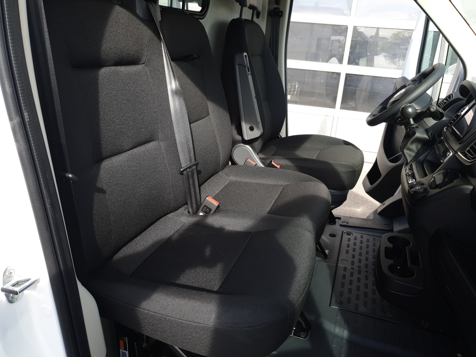 FIAT Ducato 295 35 Kaw. 4035 L3H2 verglast 2.2 Swiss-image-8