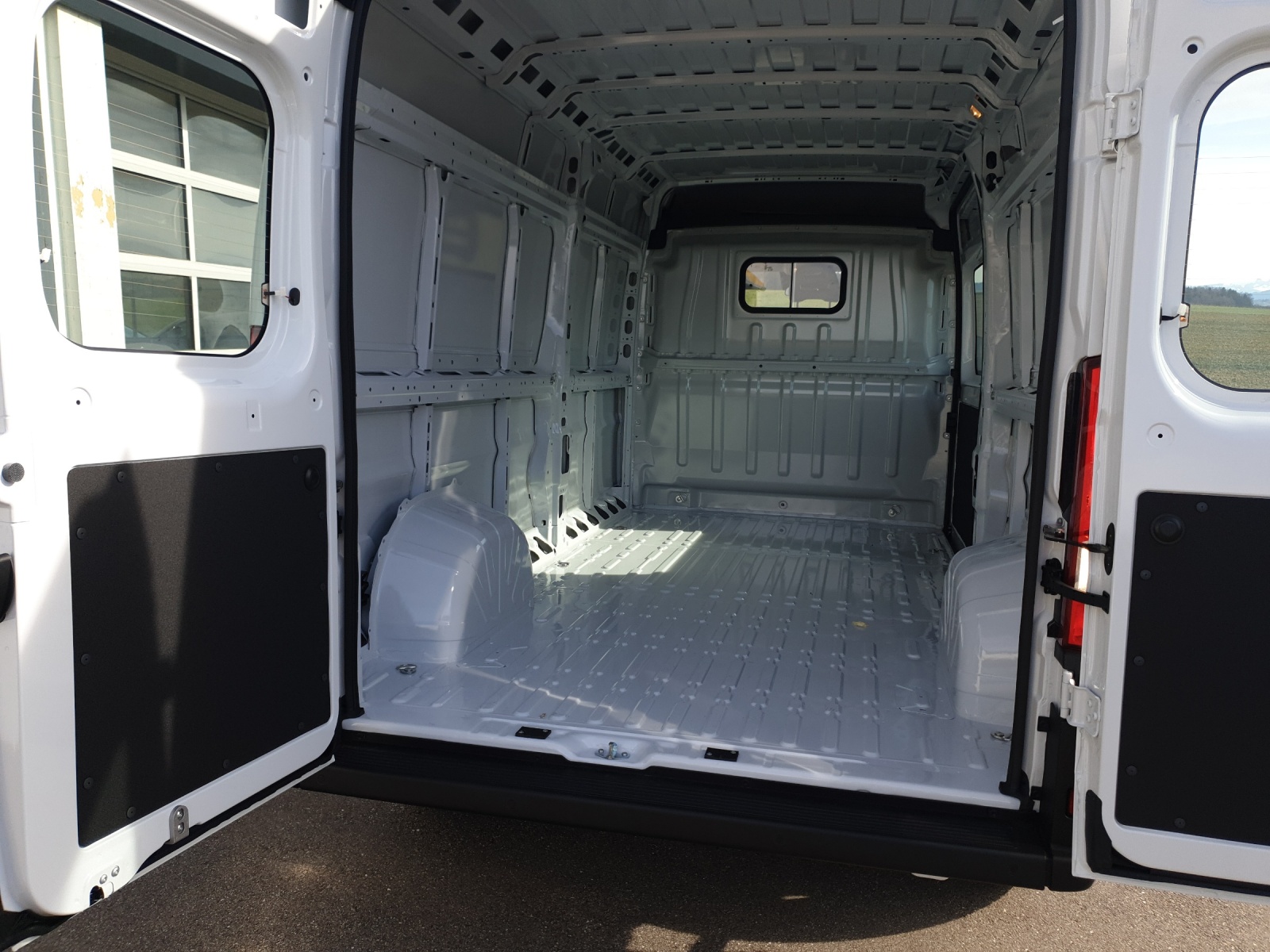 FIAT Ducato 295 35 Kaw. 4035 L3H2 verglast 2.2 Swiss-image-9
