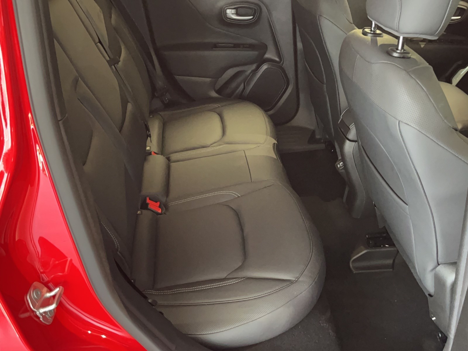 JEEP Renegade 1.5 MHEV Swiss Limited Plus-image-10