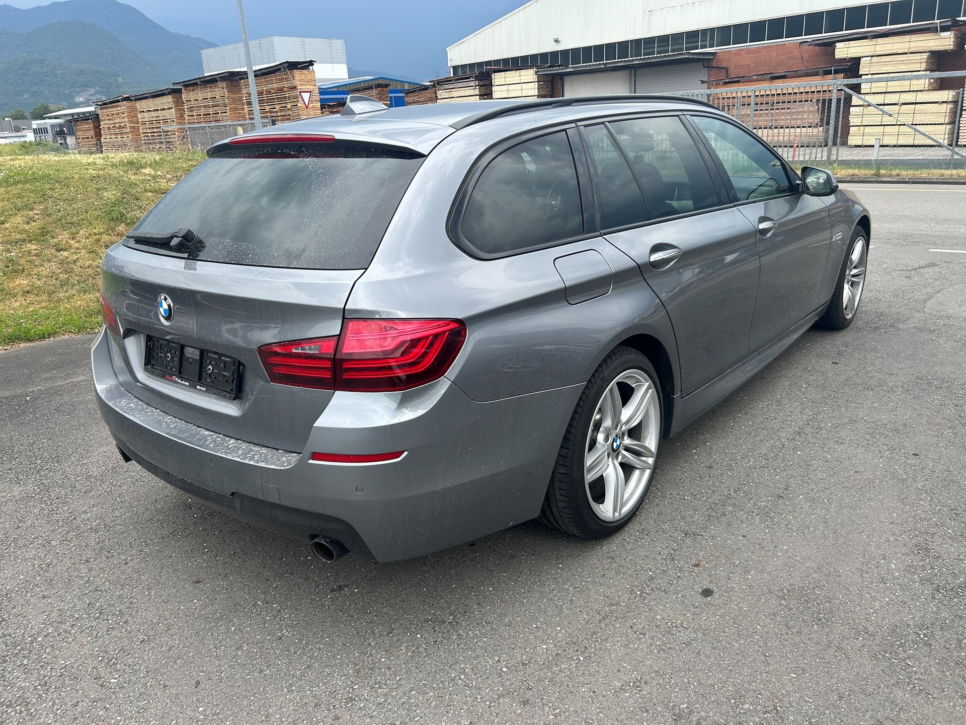 BMW 535d Touring xDrive Steptronic-image-3