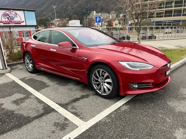 TESLA Model S 75 D-image-0