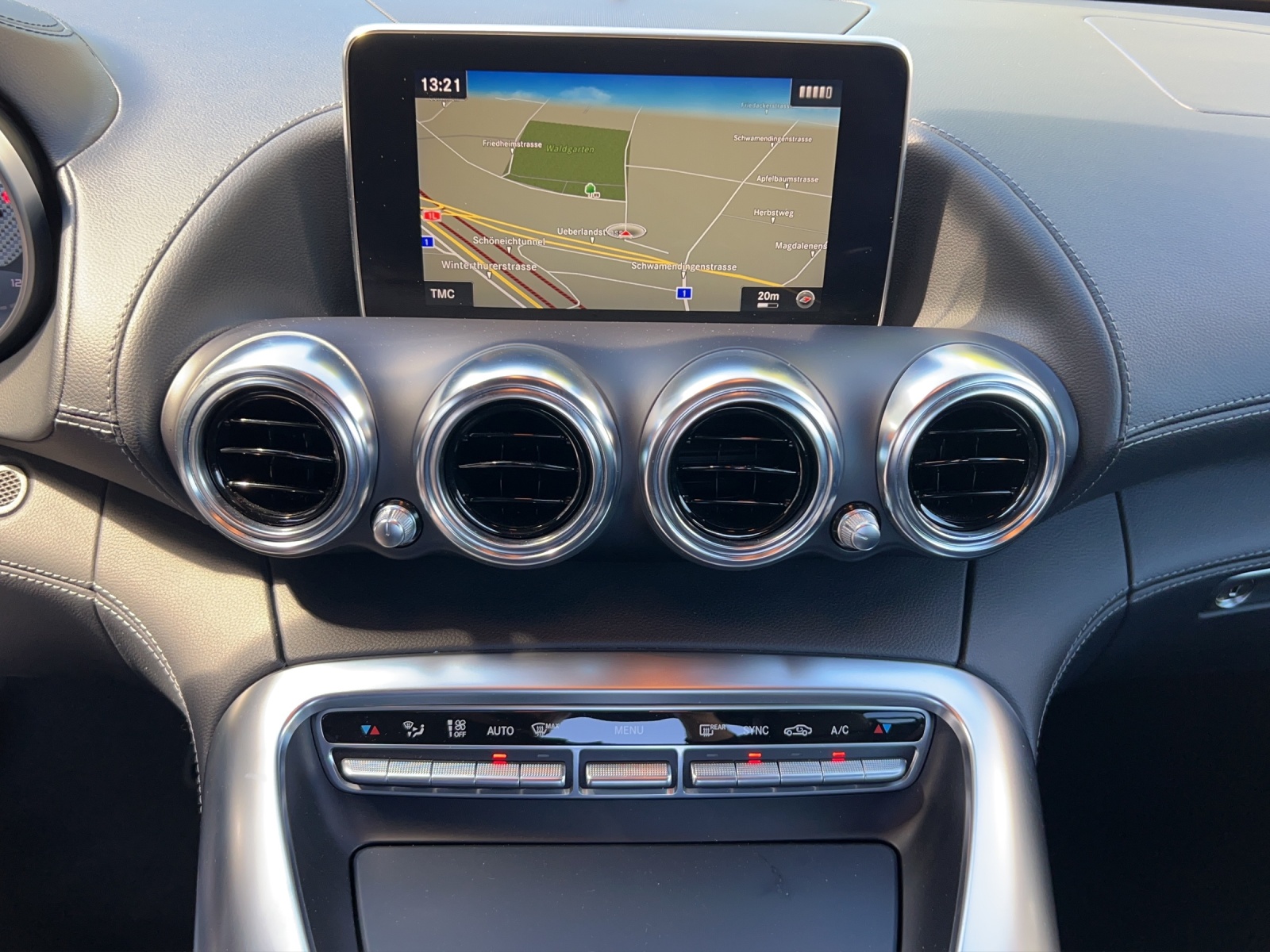 MERCEDES-BENZ AMG GT Speedshift DCT-image-21