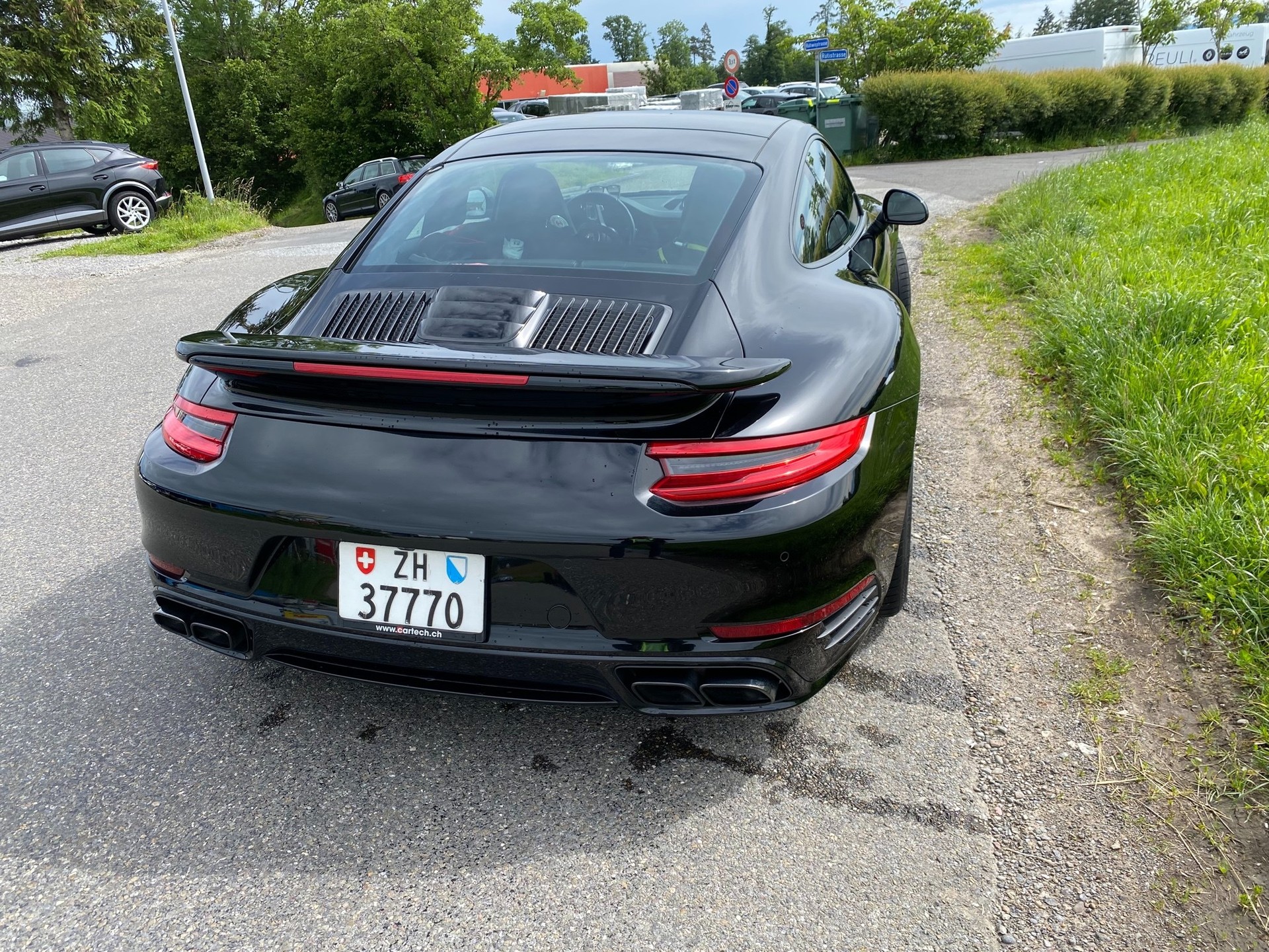 PORSCHE 911 Turbo S PDK-image-1