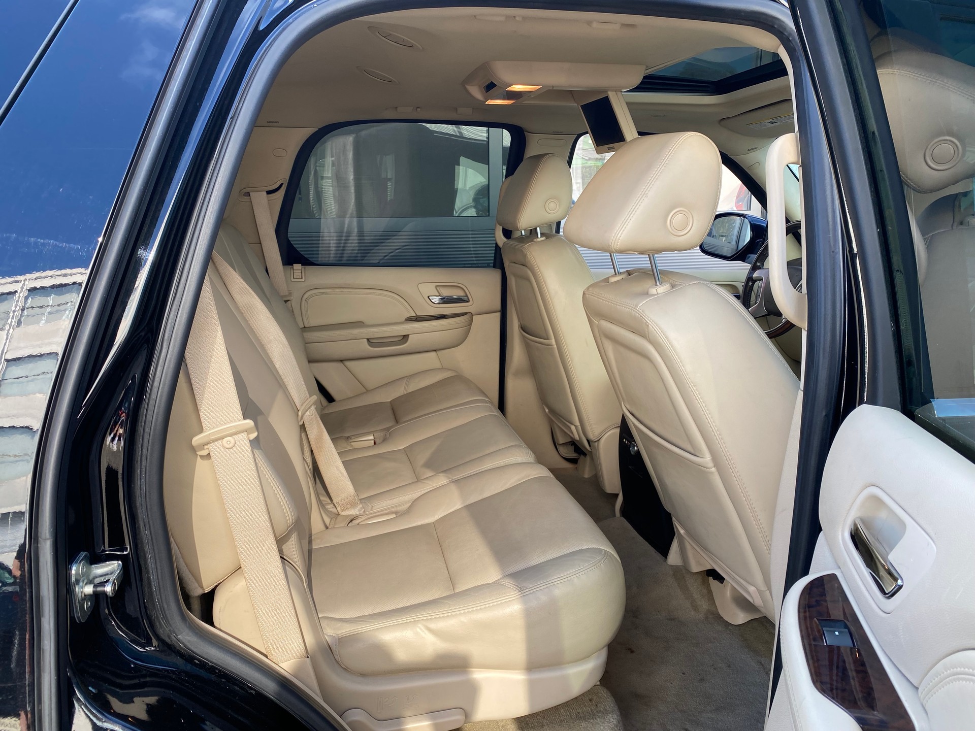 CADILLAC Escalade 6.2 Elegance-image-12