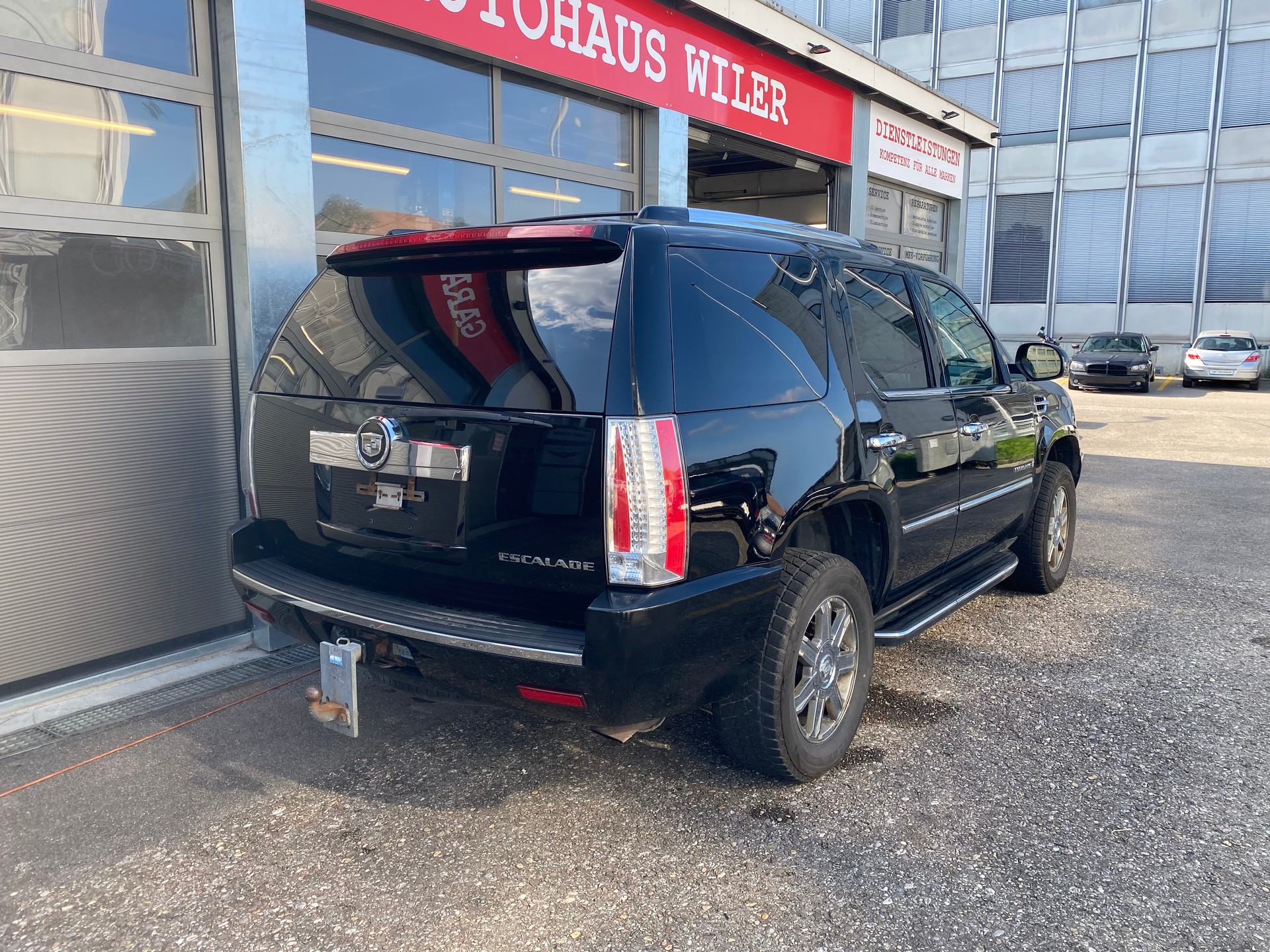 CADILLAC Escalade 6.2 Elegance-image-4