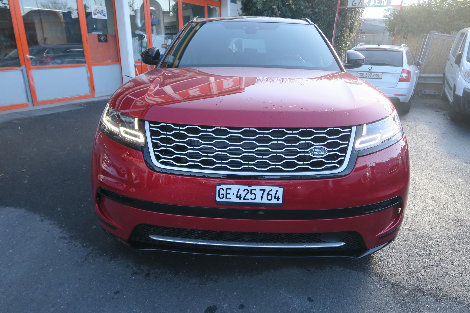 LAND ROVER Range Rover Velar P 250 SE Automatic-image-0