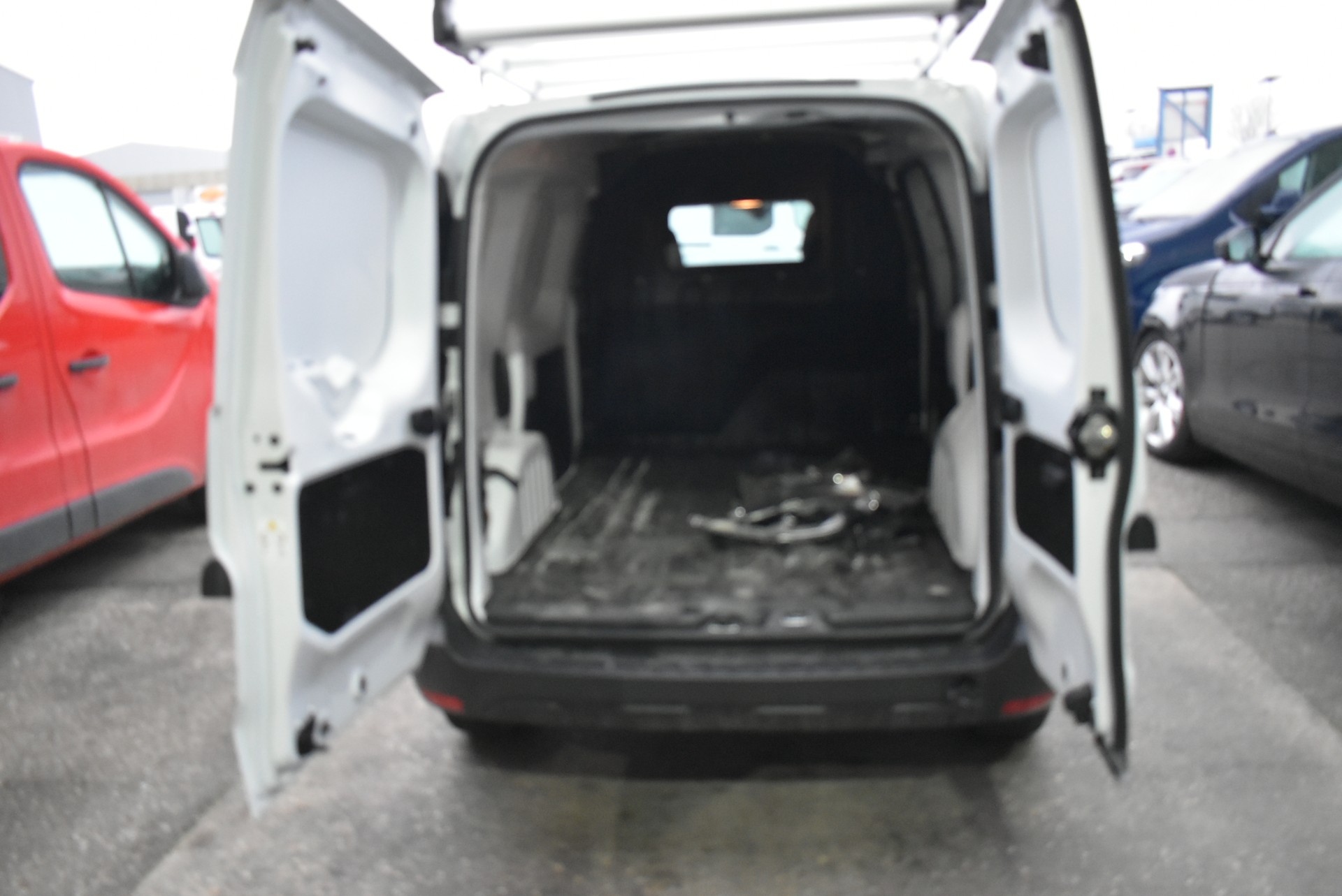RENAULT Express 1.3TCe 100 PF Start-image-8