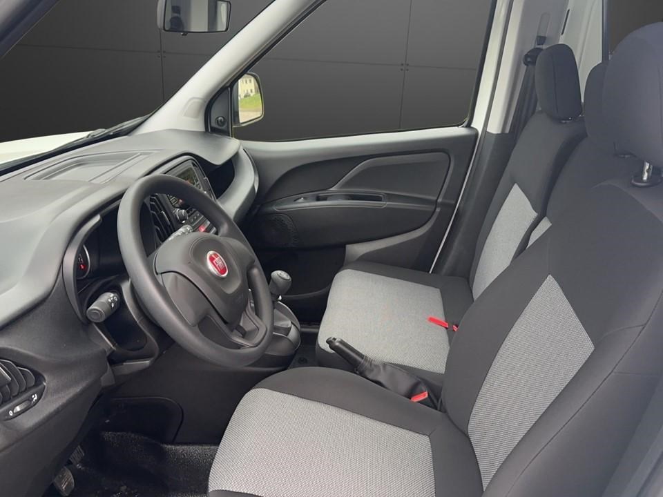 FIAT Doblo Cargo L1 1.6 JTD 105 Base-image-7
