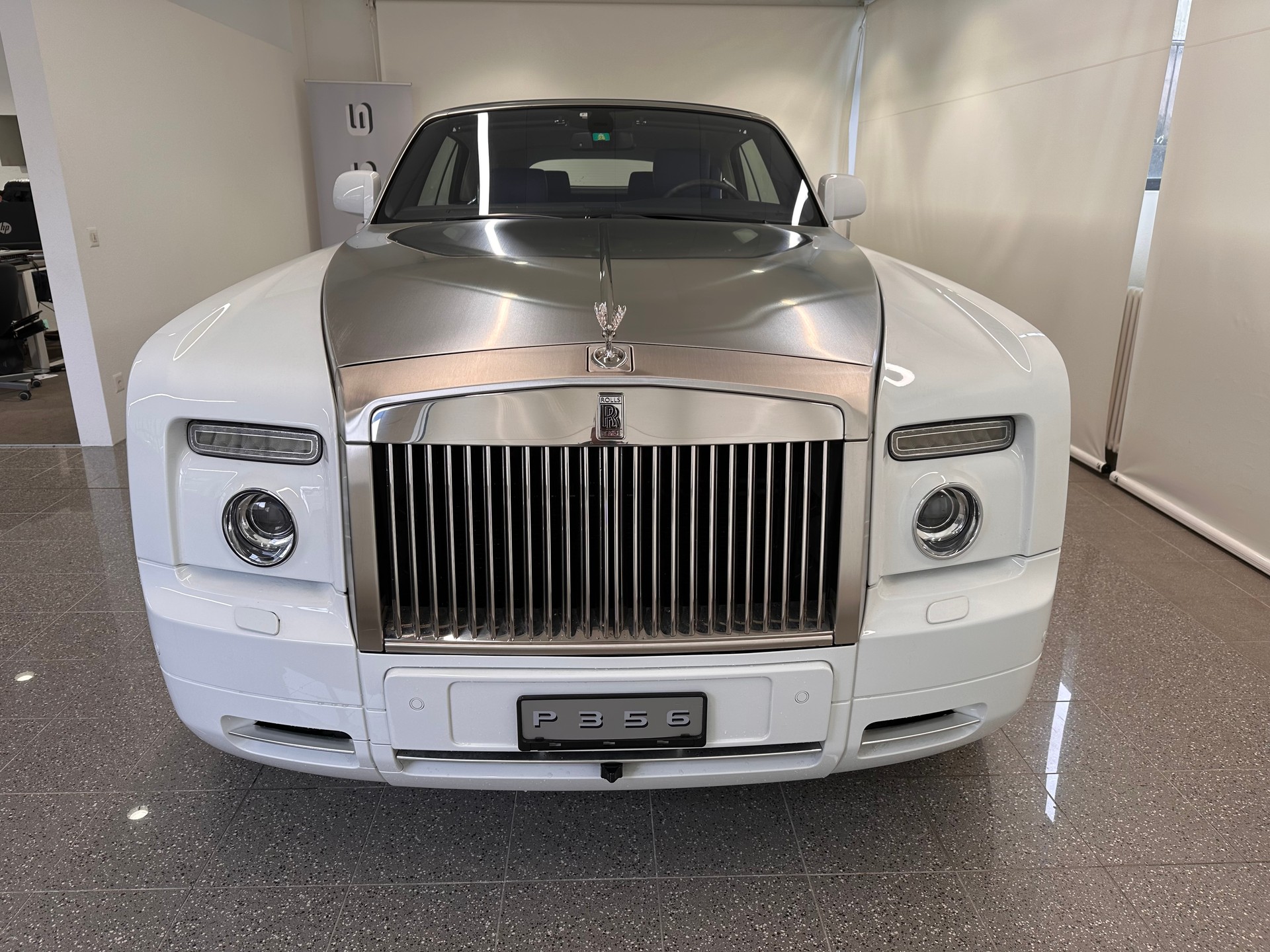 ROLLS-ROYCE Phantom 6.7 V12 Drophead
