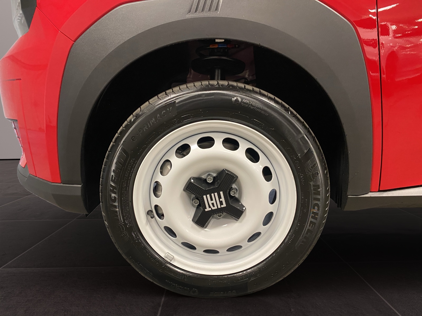 FIAT Grande Panda e Red-image-7