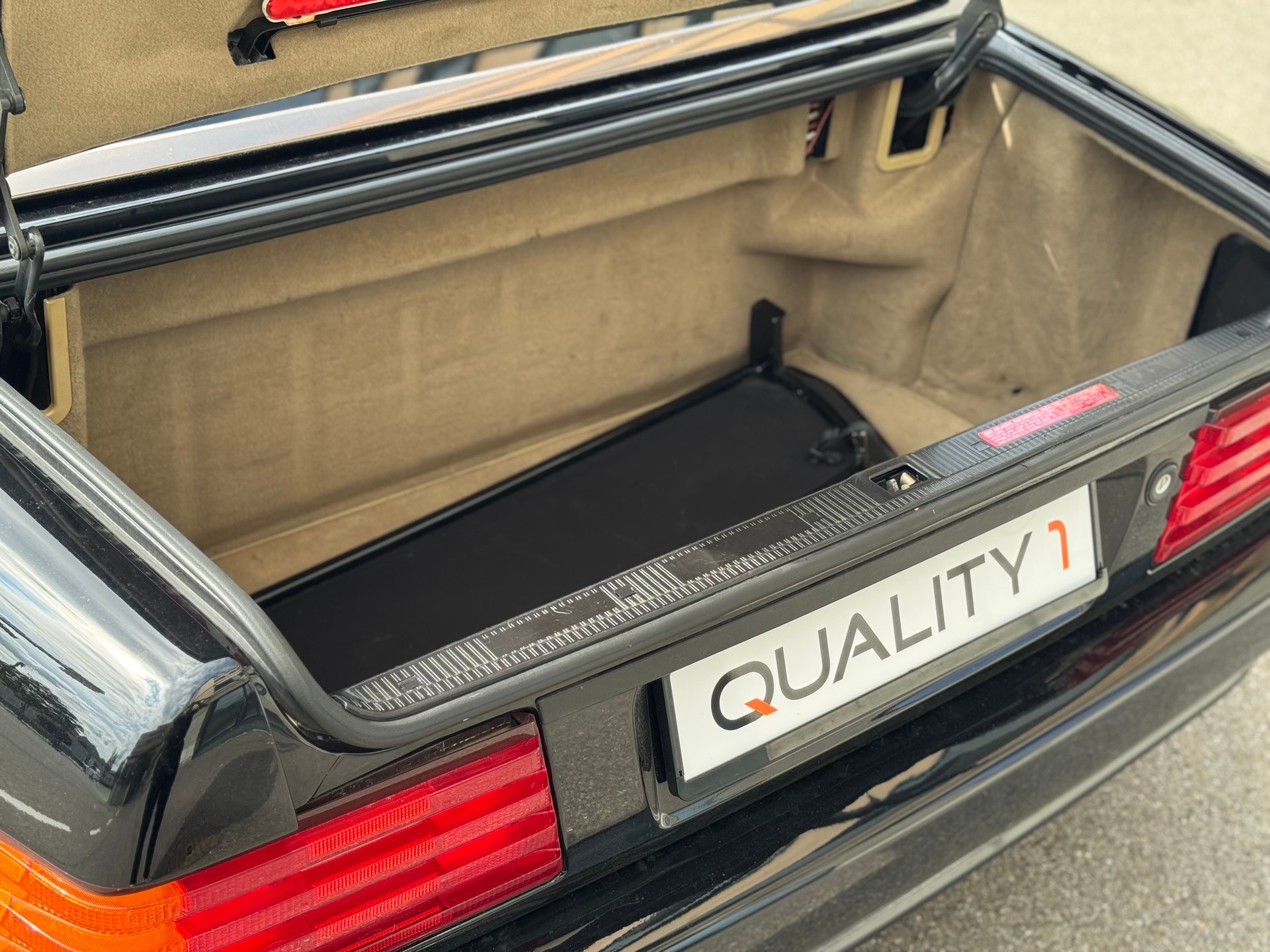 MERCEDES-BENZ 300 SL Automatic-image-15