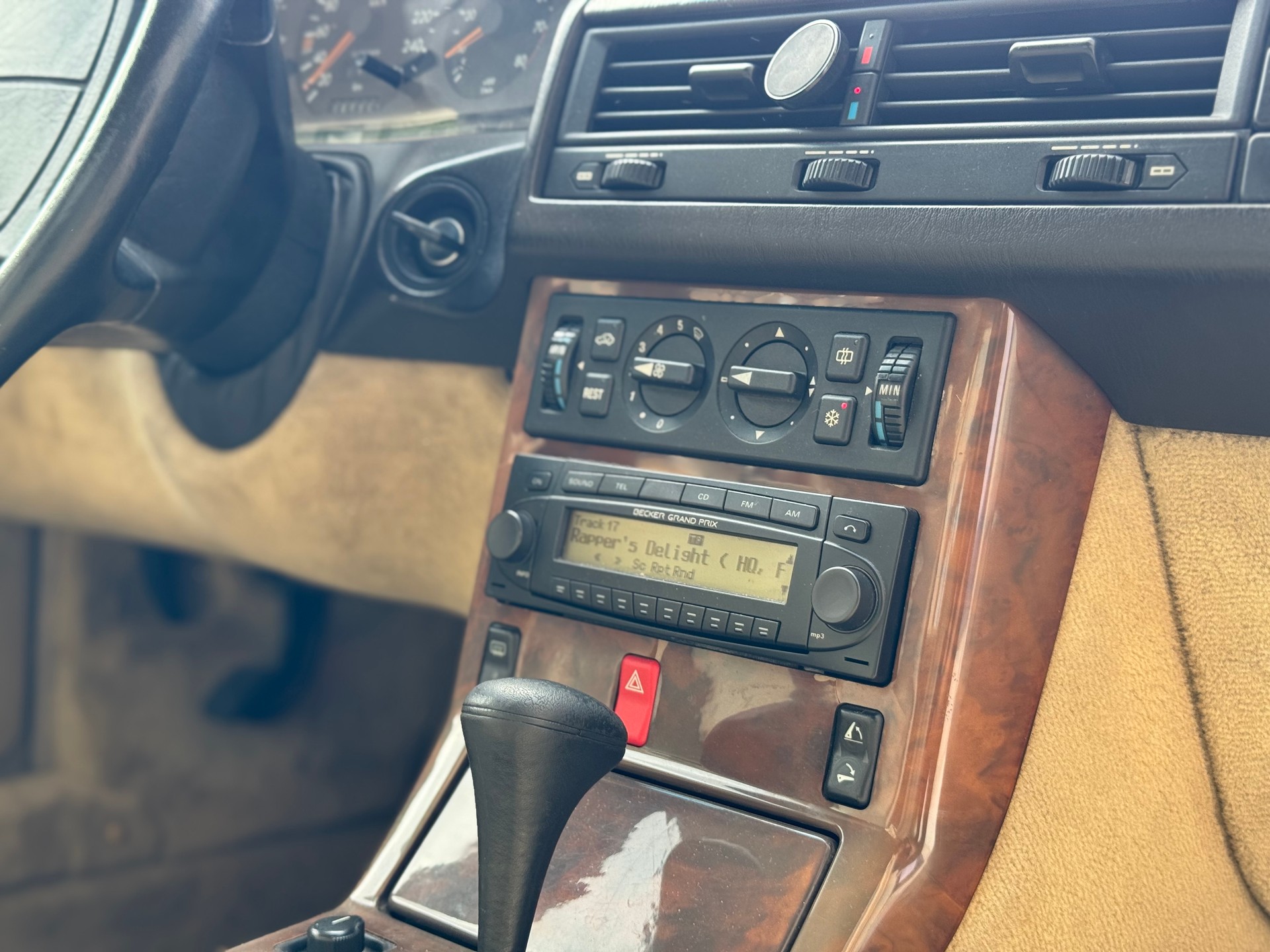 MERCEDES-BENZ 300 SL Automatic-image-22