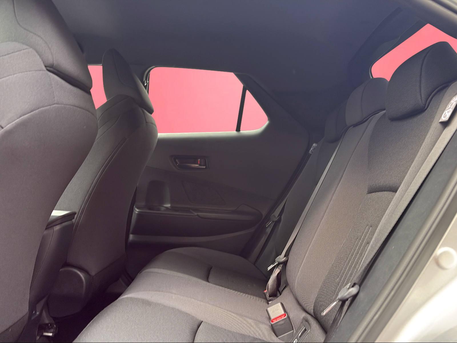 TOYOTA C-HR 1.8 HEV Trend-image-11