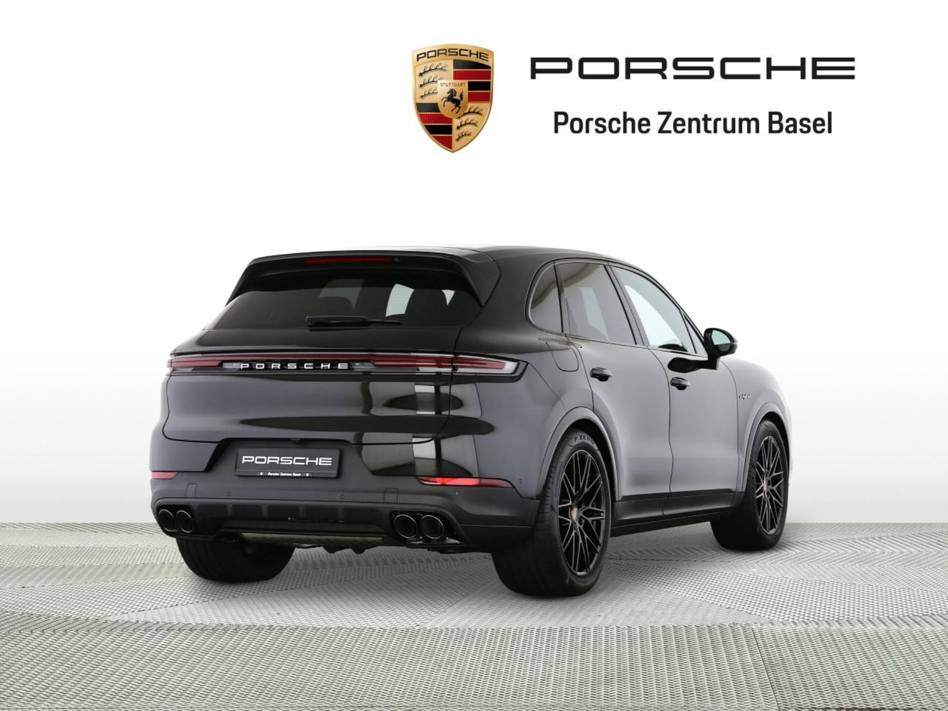 PORSCHE Cayenne E-Hybrid-image-2