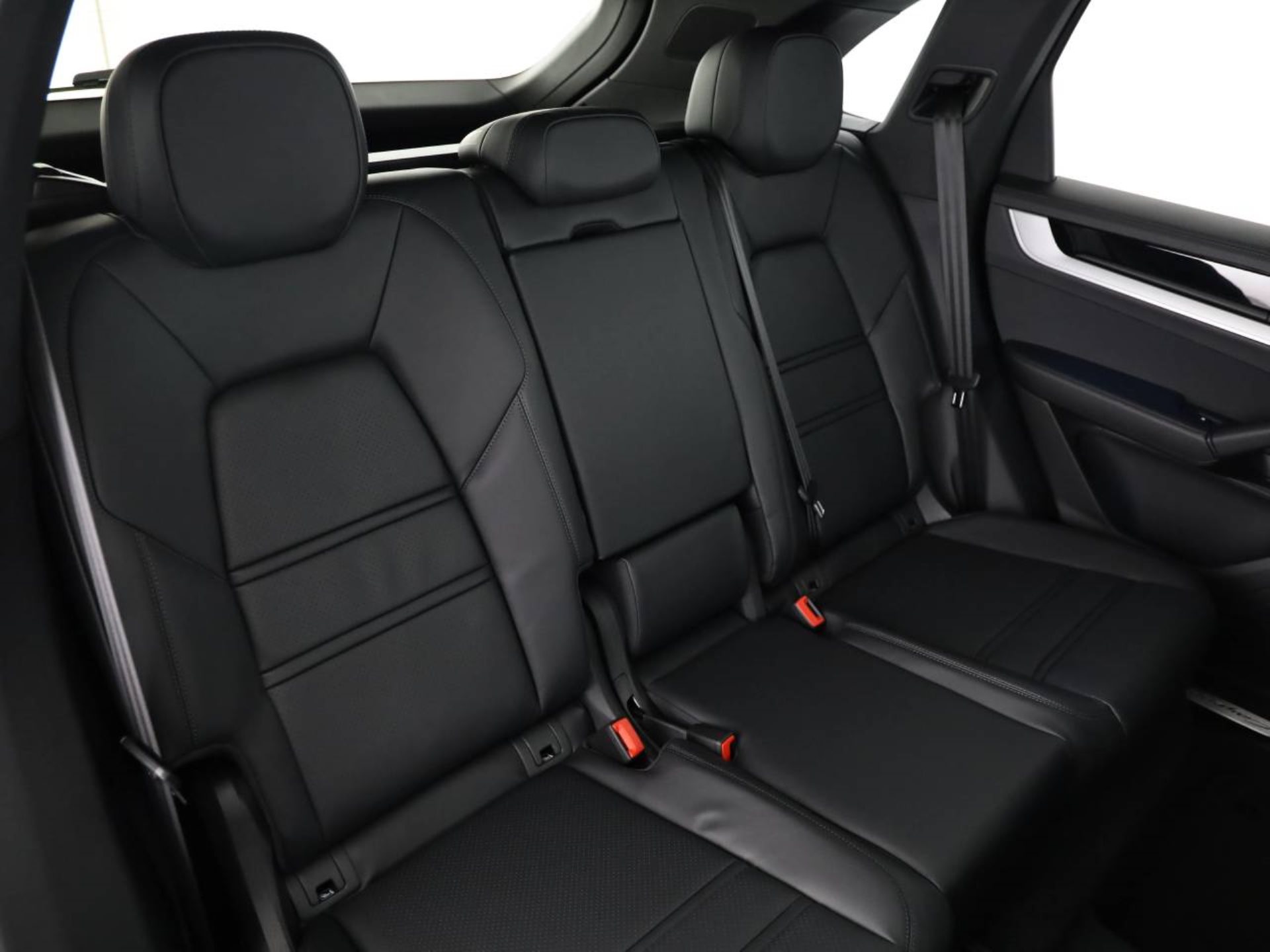 PORSCHE Cayenne E-Hybrid-image-14