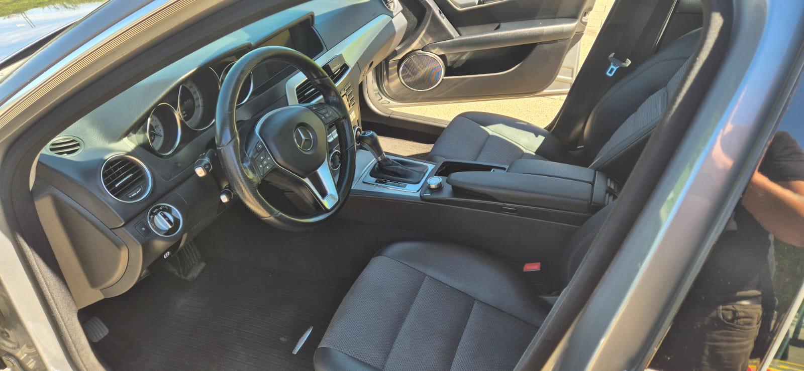 MERCEDES-BENZ C 250 CDI Avantgarde 4Matic 7G-Tronic-image-4