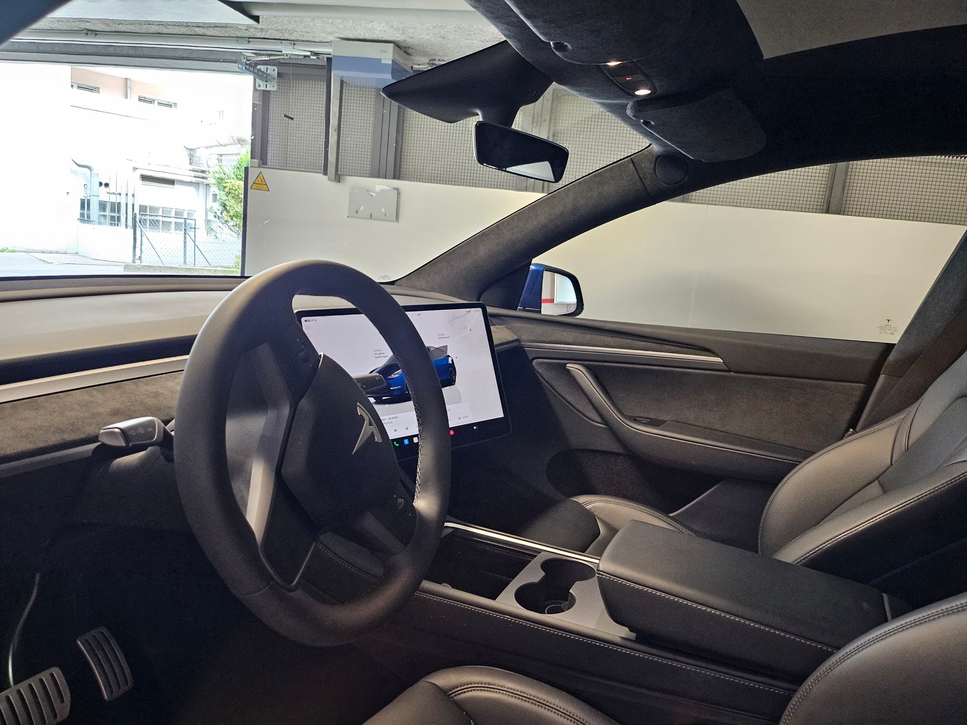 TESLA Model Y Performance-image-1