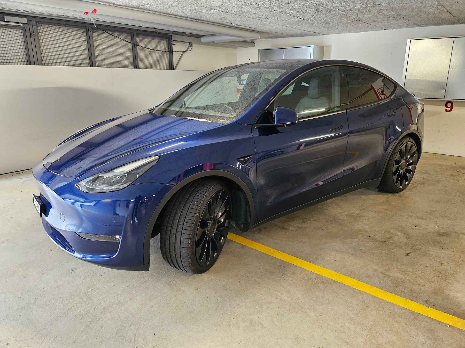 TESLA Model Y Performance-image-4