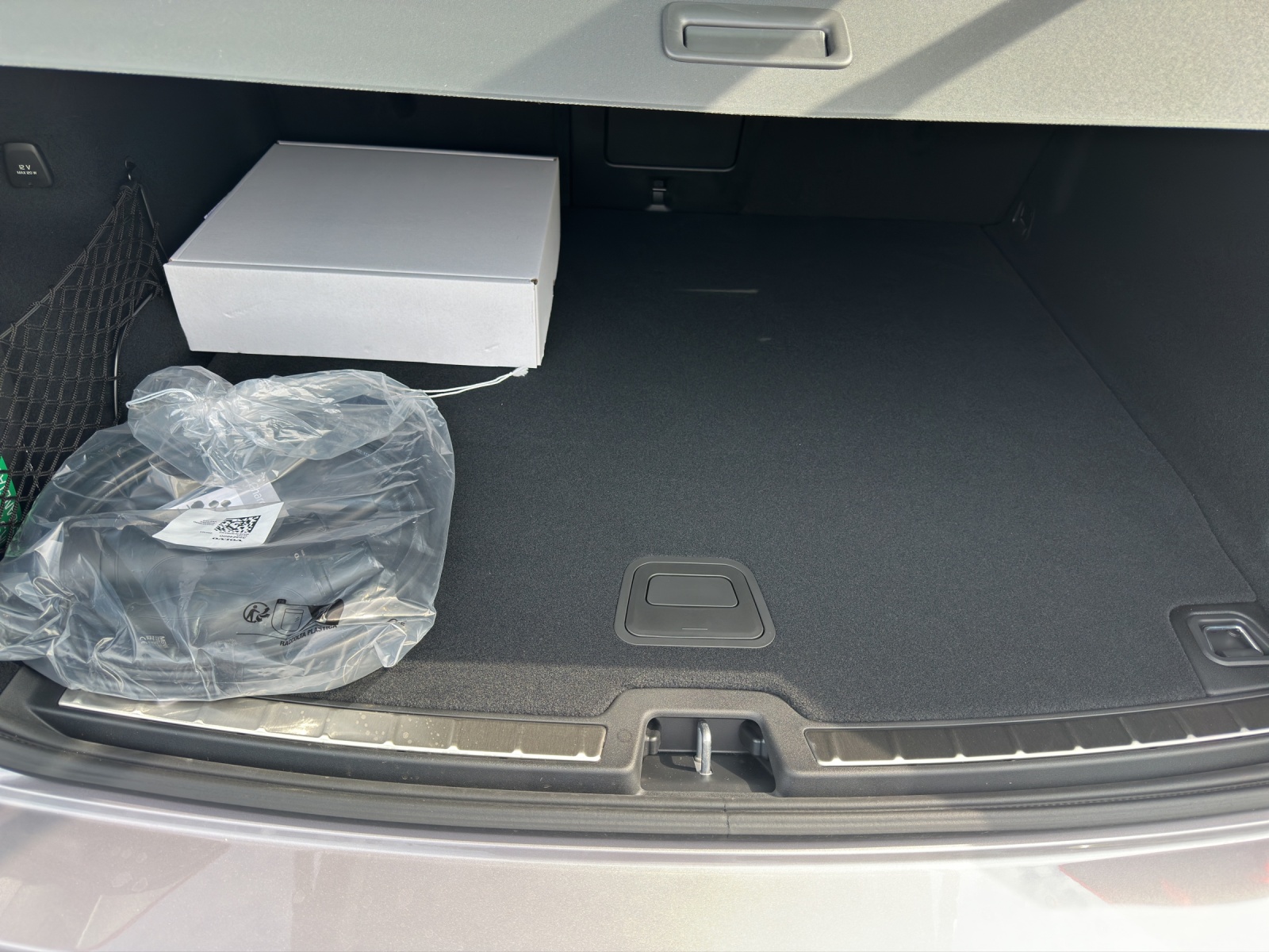 VOLVO XC60 2.0 T6 TE Ultra Dark eAWD-image-16