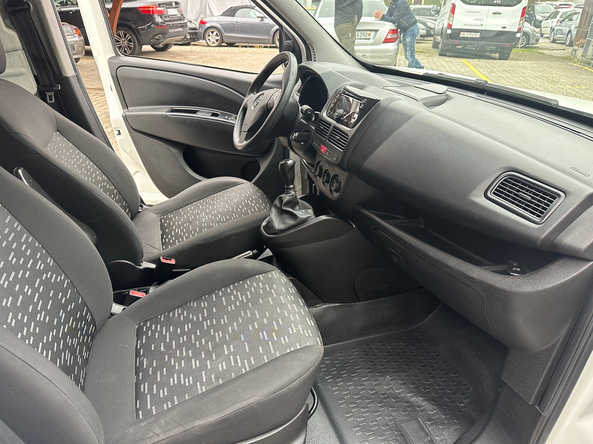 OPEL Combo 1.3 CDTI 2.4 L1H1-image-8